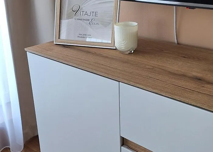 Ellis Апартаменты Подгайска